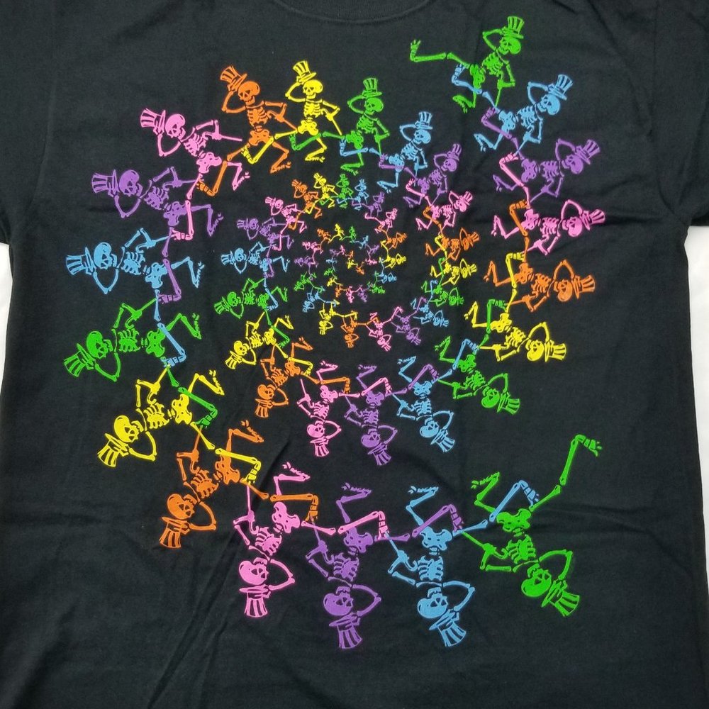 Grateful Dead Spiral Skully Licensed Concert Tour Band T-Shirt Merch